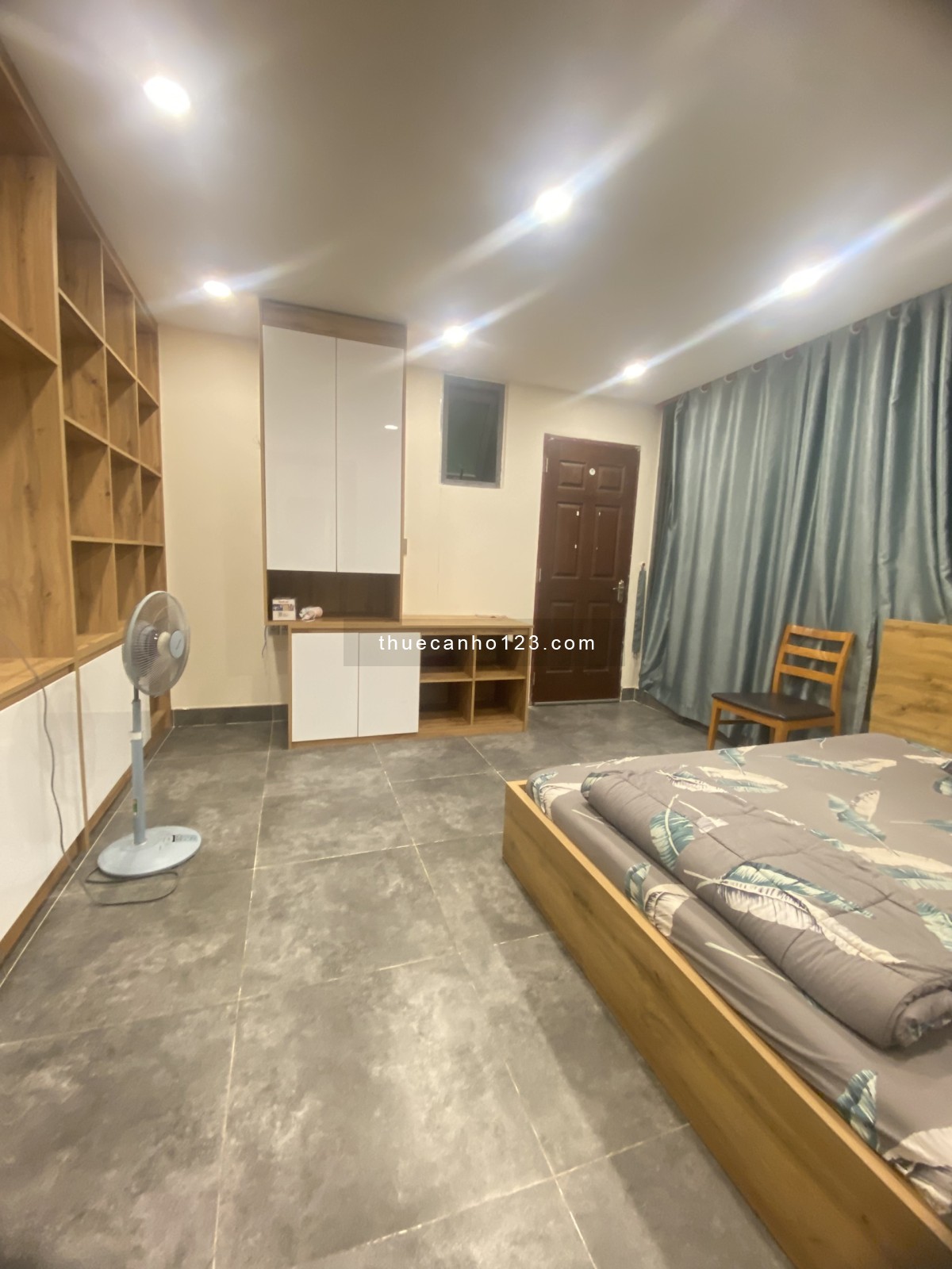 Căn hộ studio full nội thất cửa sổ lớn có tháng máy - Phan Văn Trị, gần chợ Bà Chiểu, Bình Thạnh.