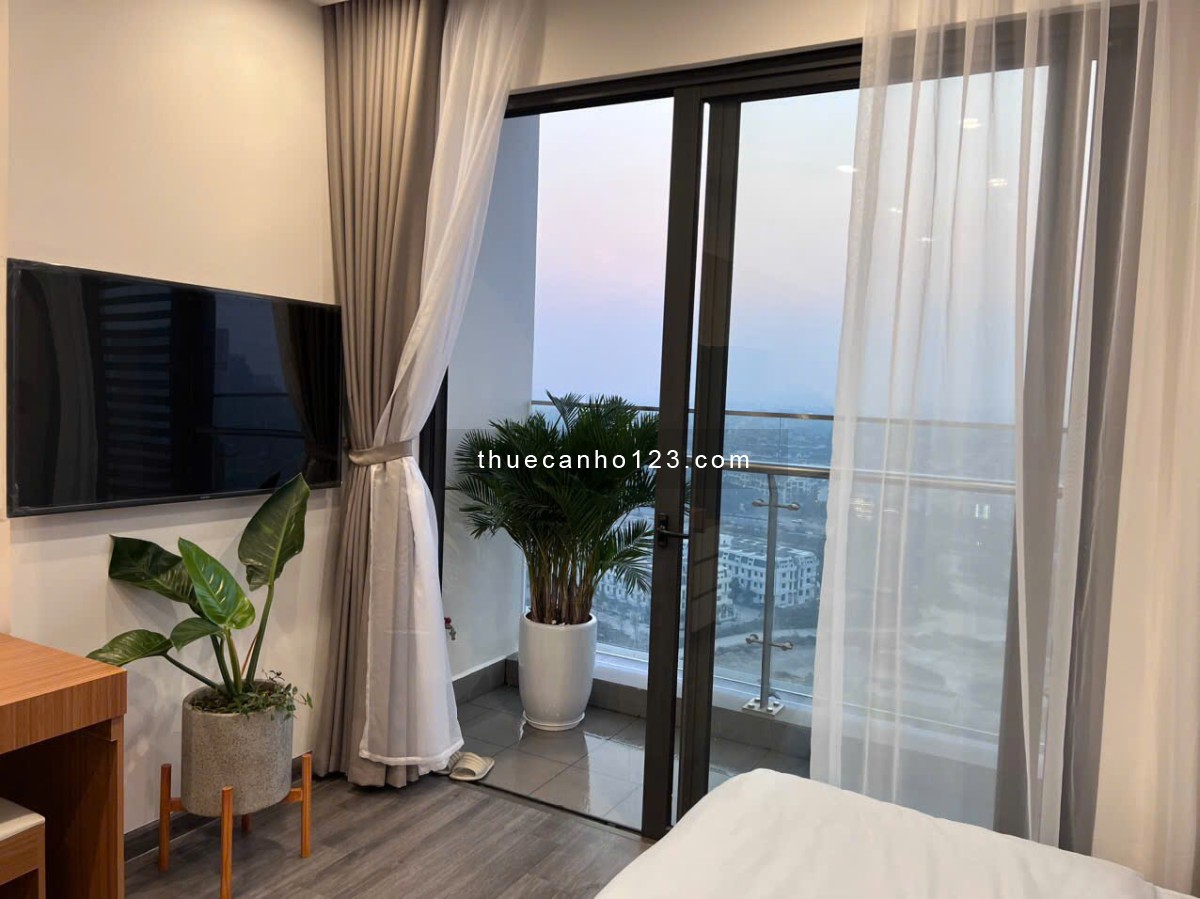 Chính chủ cho thuê căn hộ studio 32m2 full nội thất cao cấp từ 6,5 tr/th Vinhomes Smart City