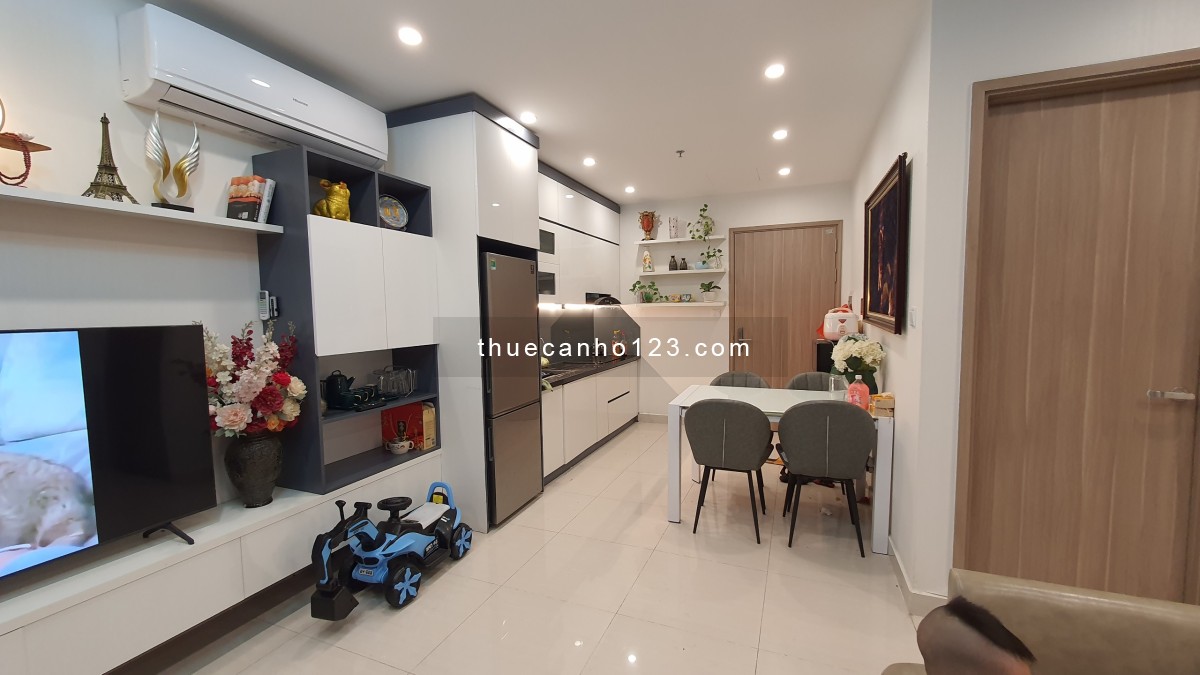 Chính chủ cho thuê 2 phòng ngủ 65m2 nội thất cao cấp tại Vinhomes Smart City LH: 0968 714 626