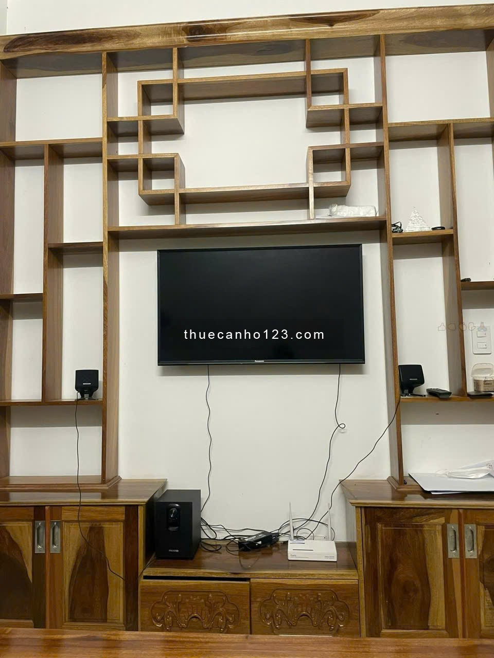 Chung cư Trần Quốc Thảo, P6, Quận 3: 57m2, 2p ngủ, 1wc, 8tr/tháng