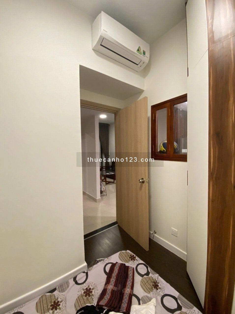 Cho thuê căn hộ chung cư Hà Đô - Căn hộ rộng 110m2, có 3p ngủ, 2wc, ban công, thoáng mát, tầng cao