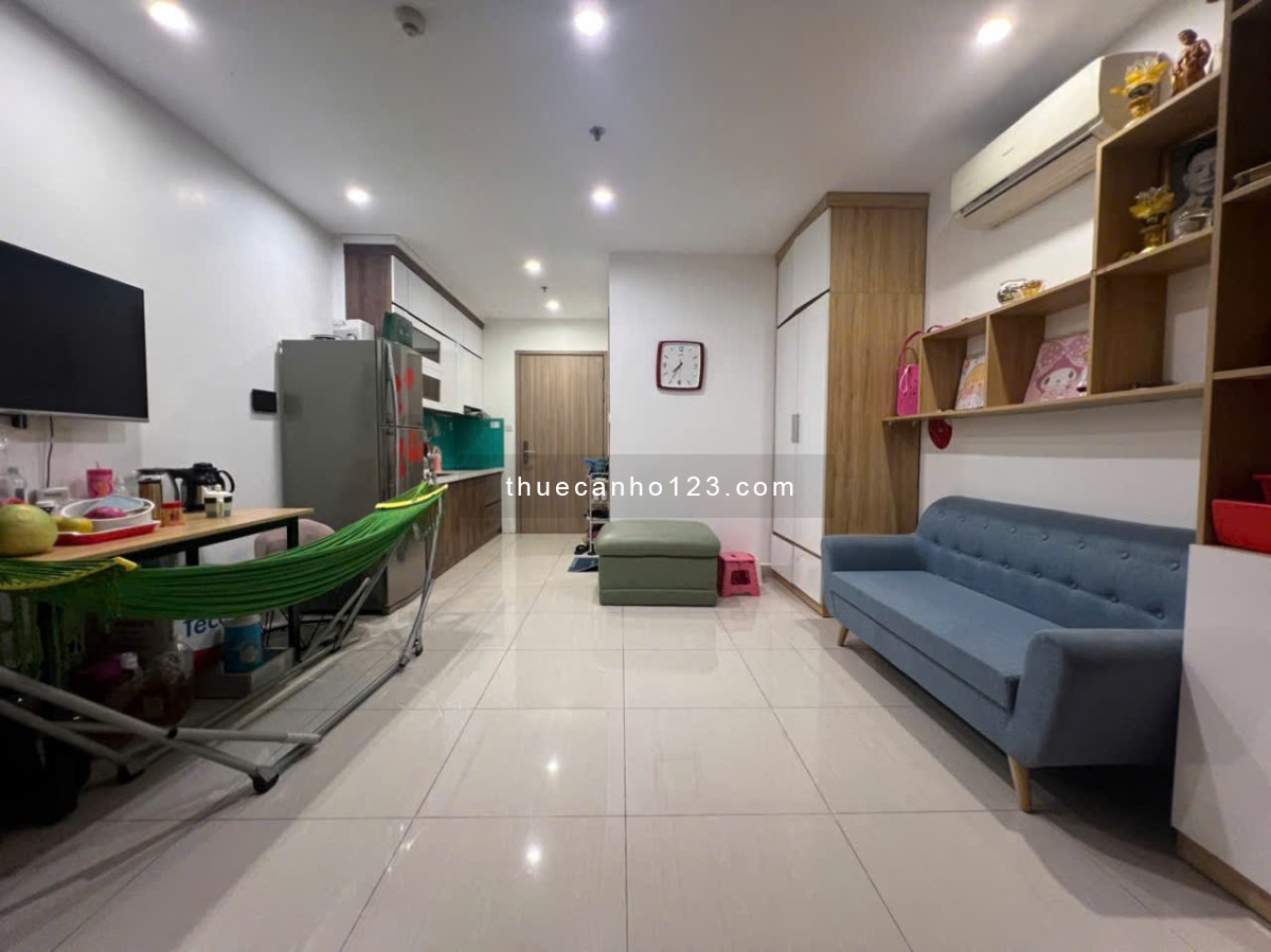 Cần cho thuê Studio 7 triệu view bể bơi đẹp Vinhomes Smart City