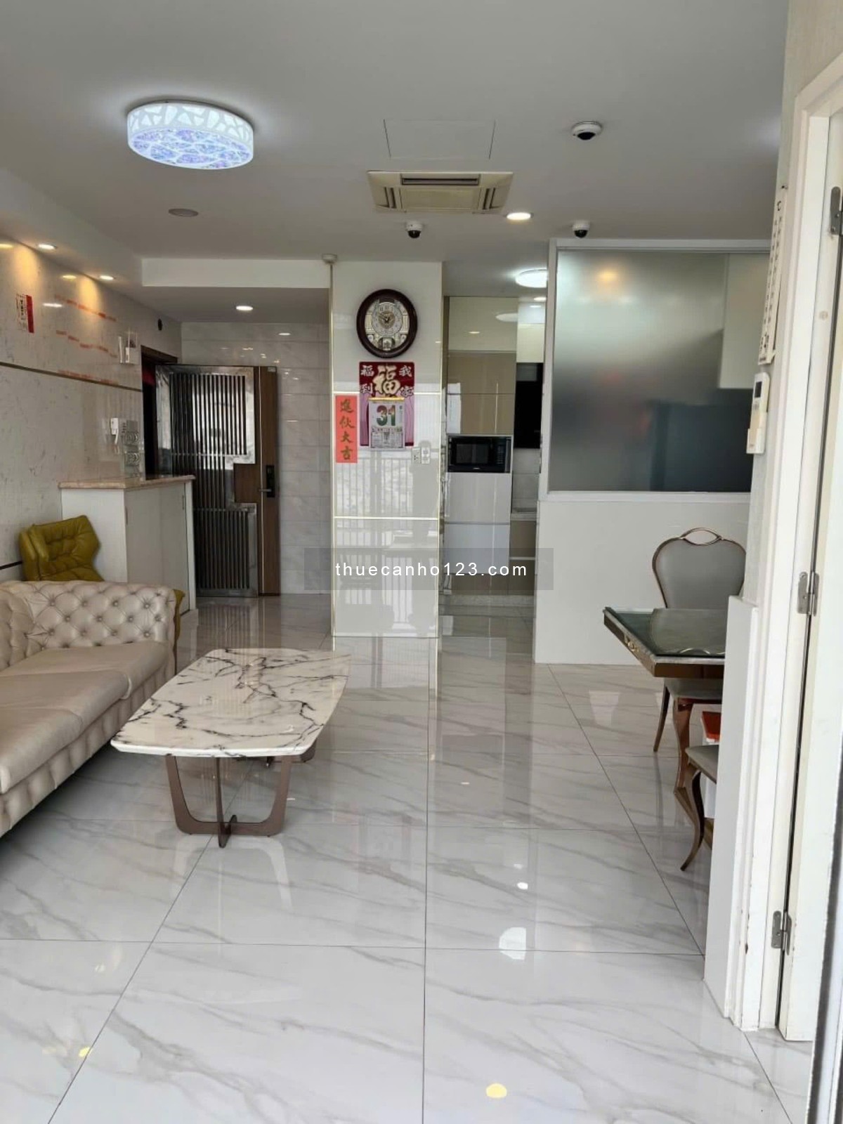 Cho thuê căn hộ Richstar căn 3PN full nội thất giá chỉ 14tr nhận nhà vào ở ngay