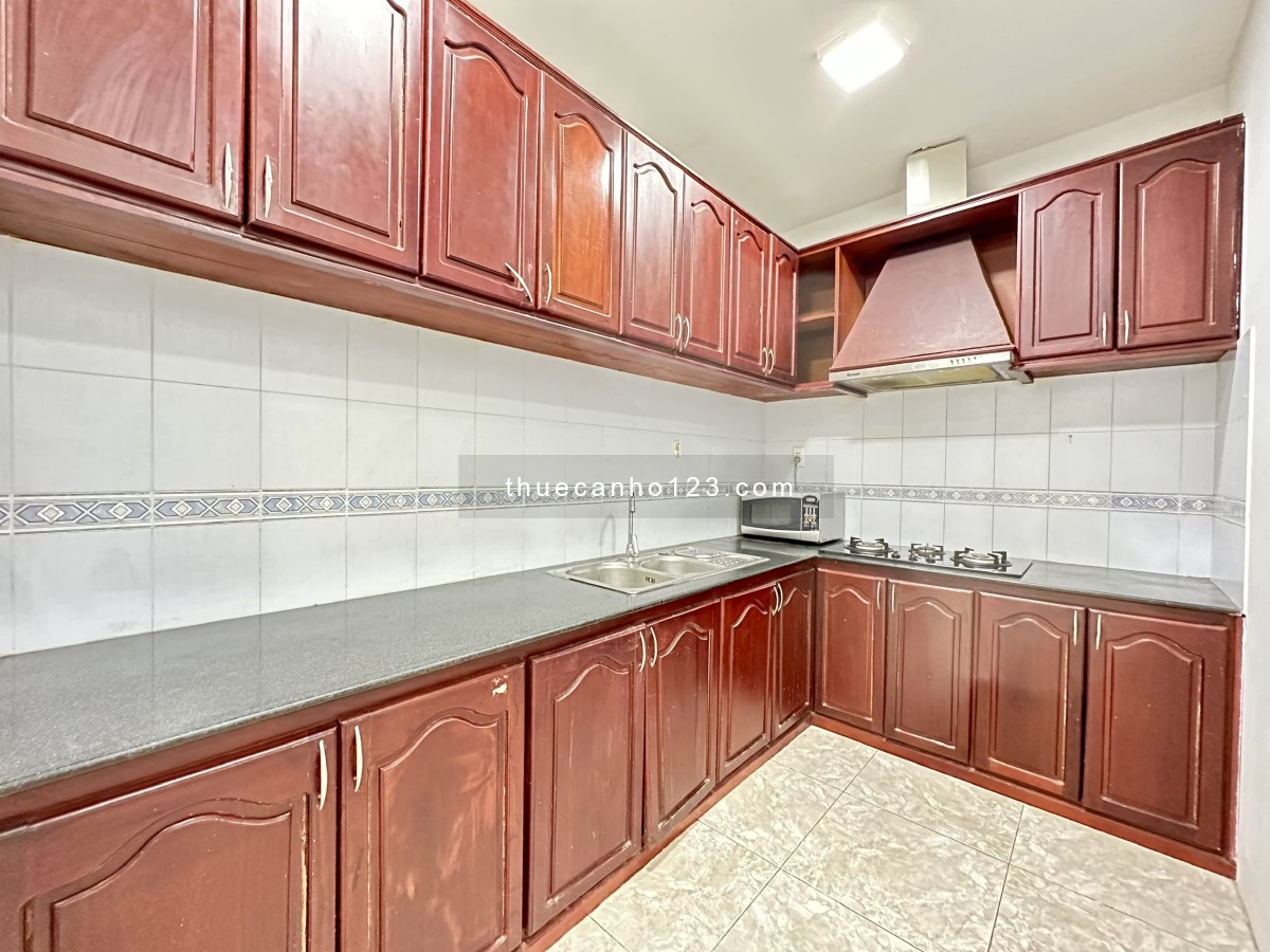 Căn góc rộng 85m2, 2p ngủ, có NT tại P6, Q3 giá 16tr/th