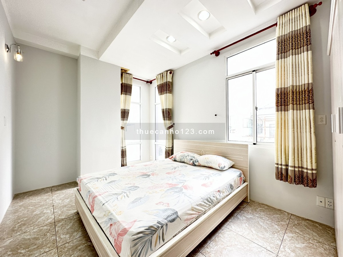 Căn góc rộng 85m2, 2p ngủ, có NT tại P6, Q3 giá 16tr/th