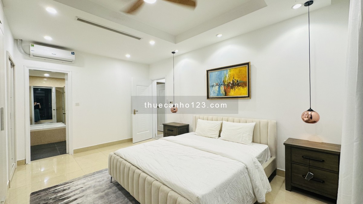 (Chính chủ) cho thuê căn hộ 2 ngủ Royal city full đồ đẹp, vào ngay, 17 tr/th, LH: 0912.396.400 - MTG