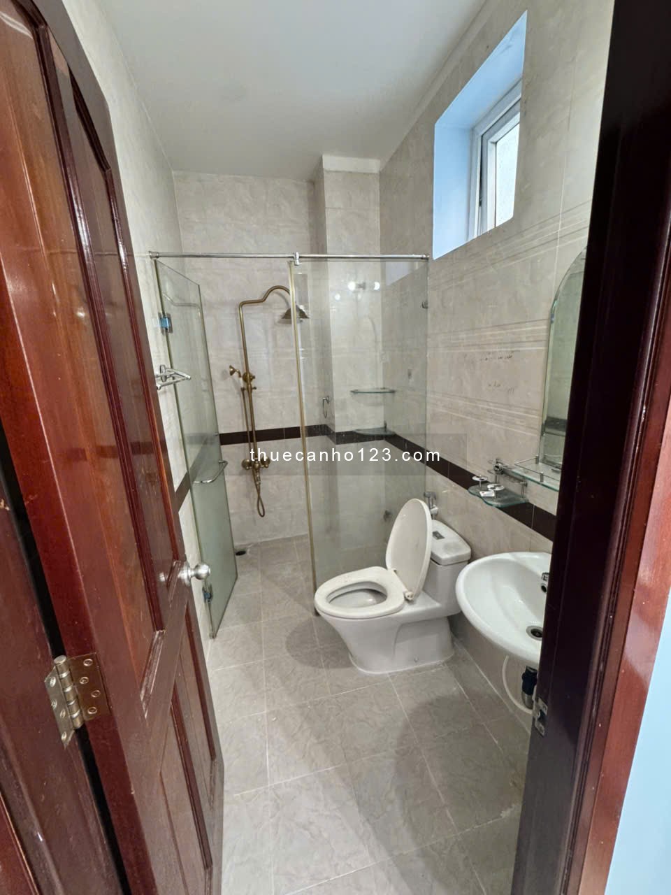 Cho Thuê Căn Hộ Mới 100% Quận 4, Máy Giặt Riêng Từng Phòng gần Đại Học Luật, cầu Khánh Hội