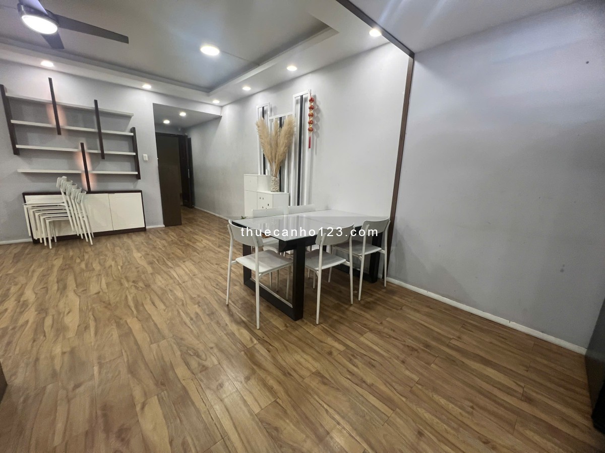 Chính chủ cho thuê căn hộ Phúc Yên 1, 135m2, 3pn, 2wc, full NT, căn góc, nhà đẹp. Giá Thật: 15 tr/th