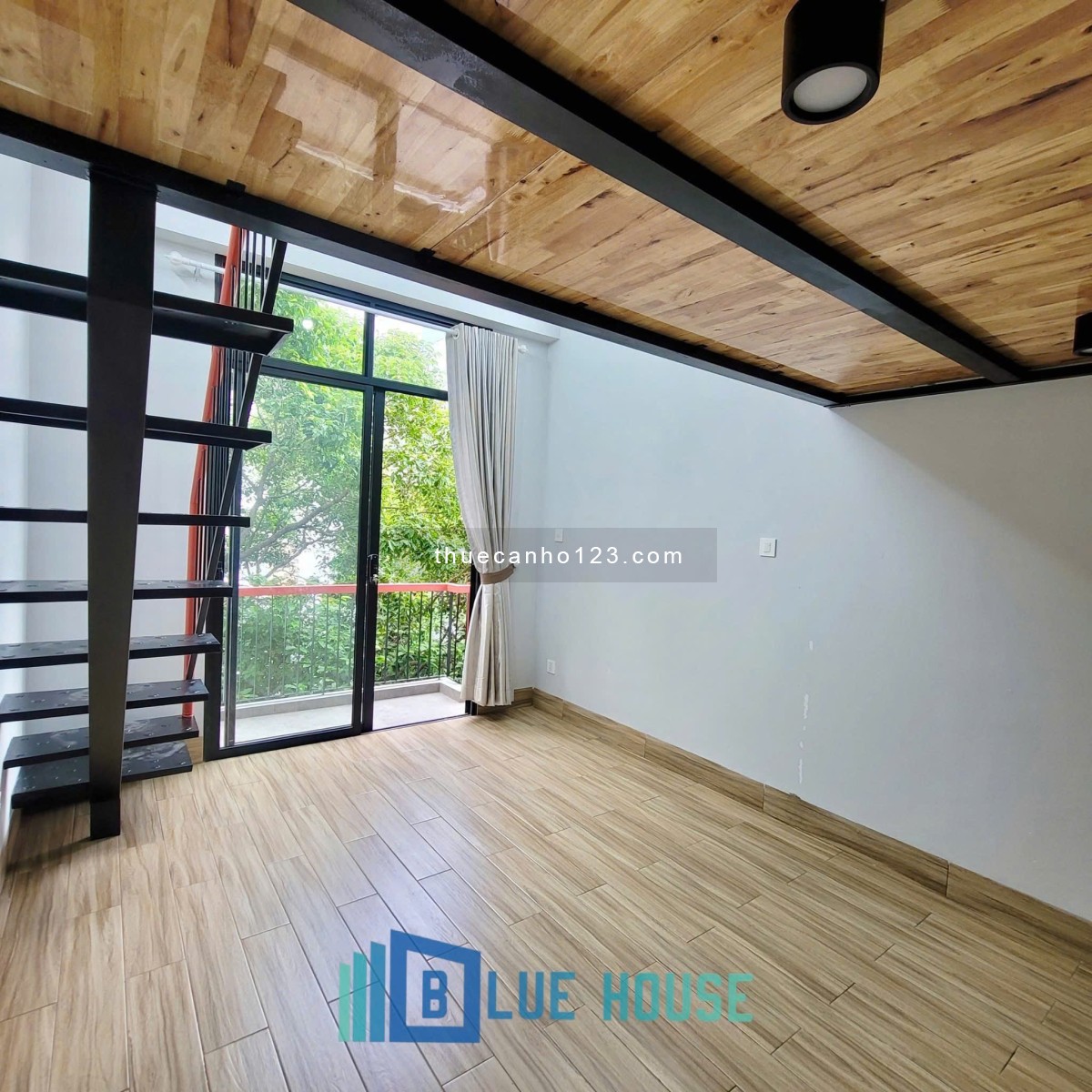 CHO THUÊ CĂN HỘ BANCOL FULL NỘI THẤT GẦN ETOWN CỘNG HÒA