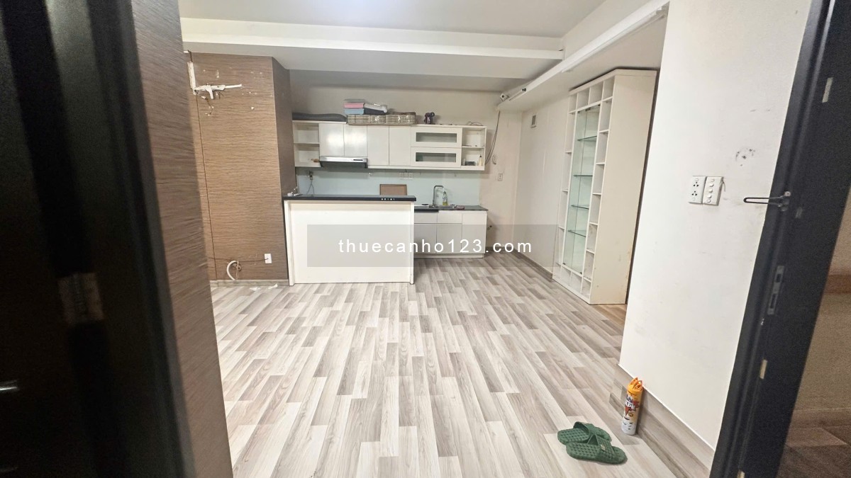 Căn Hộ Chung Cư Quận 3 SCREC TOWER Trường Sa 55m2 1 Phòng Ngủ - GIÁ 11tr/tháng LH 0906887586