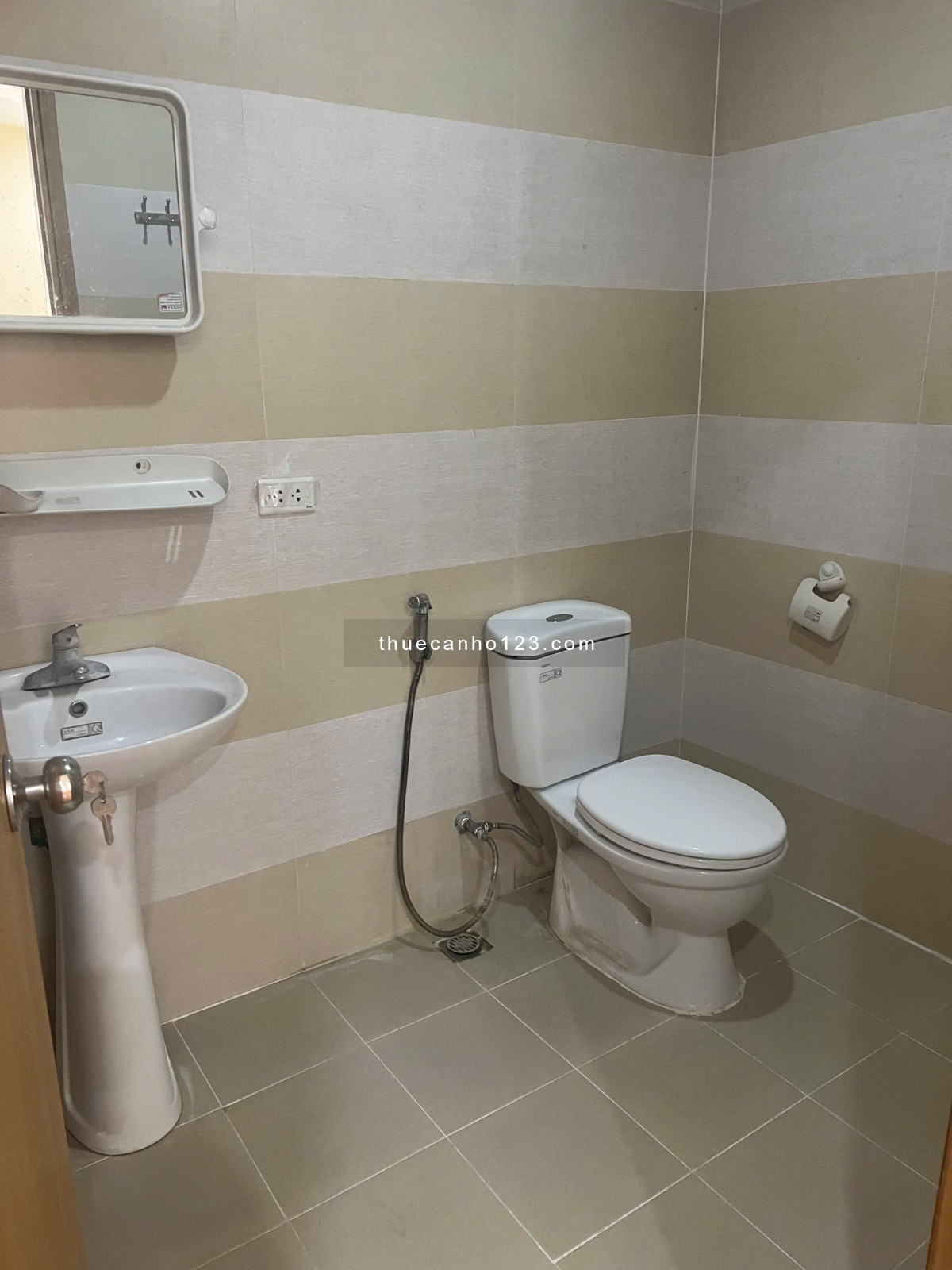 Cho thuê căn hộ tầng 07 tòa Ellipse Tower Hà Đông LH 0333.105.675