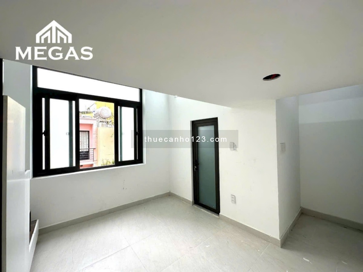 Căn Hộ Gác Cao 1m6 có Thang Máy ngay Co.op Mart Trường Chinh quận Tân Bình