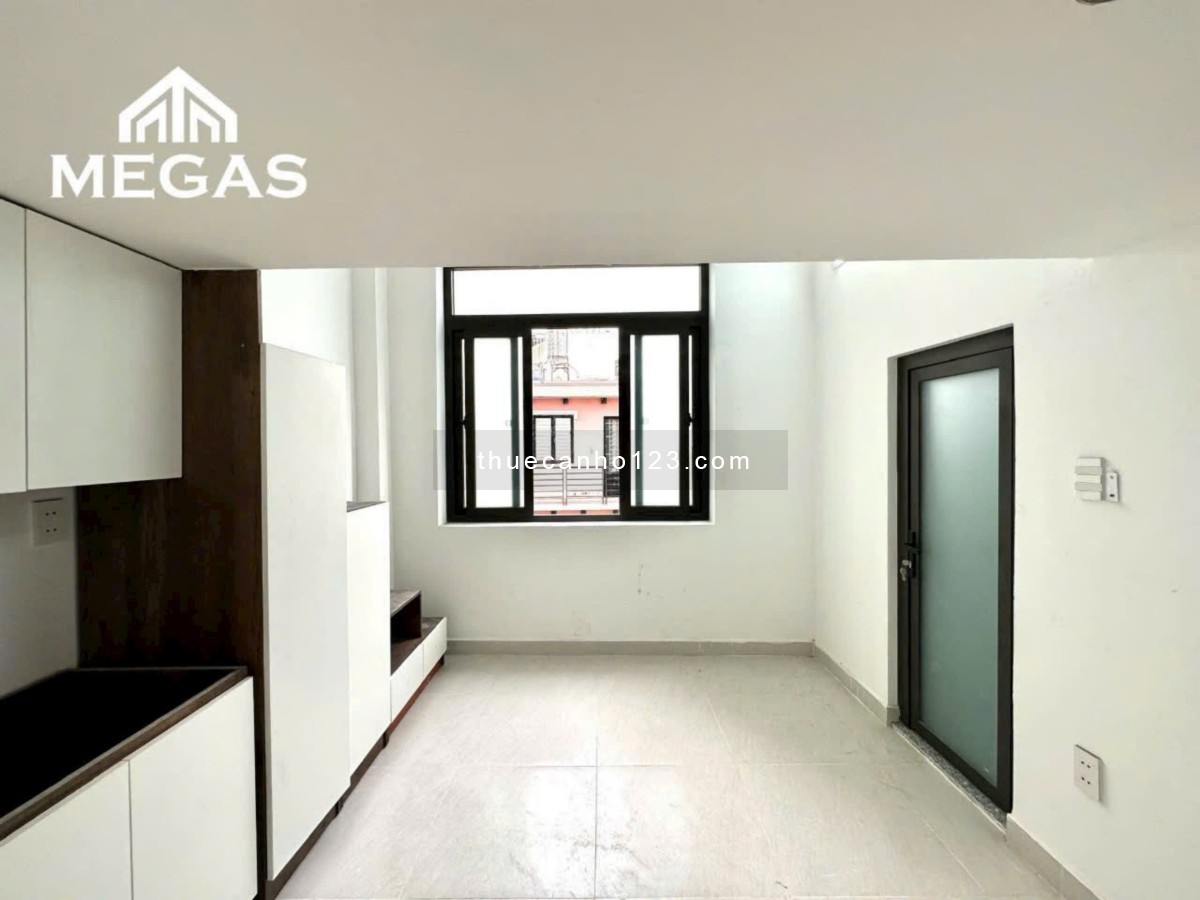 Căn Hộ Gác Cao 1m6 có Thang Máy ngay Co.op Mart Trường Chinh quận Tân Bình