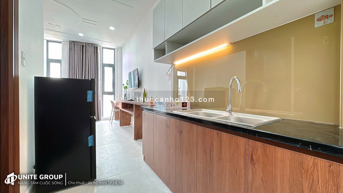 Căn Hộ Ban Công Quận 3 Đầy Đủ Nội Thất - Thang máy gần Công Trường Dân Chủ , Ga Sài Gòn , ĐH Sài Gòn