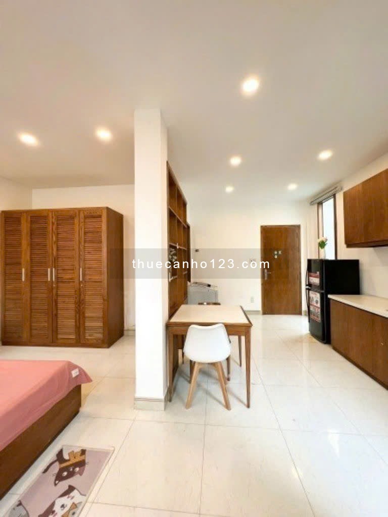 CĂN HỘ CHO THUÊ QUẬN 3 DẠNG 1 PHÒNG NGỦ BAN CÔNG GẦN CẦU CÔNG LÝ , CHỢ LÊ VĂN SỸ