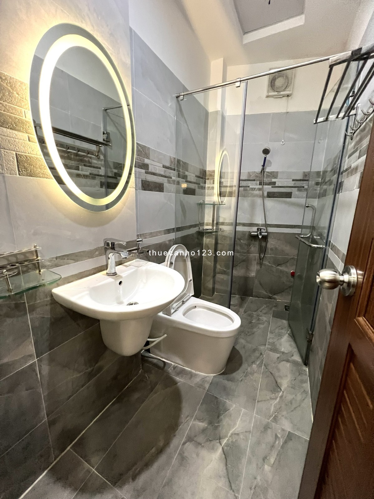 Chính Chủ Cho Thuê Căn Hộ DV Full nội thất