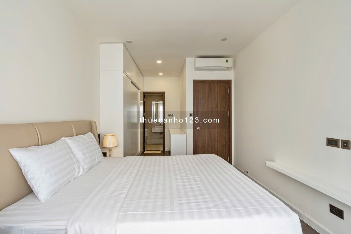 Cho Thuê 2 Phòng Sài Gòn Royal View sông triệu đô Quận 4