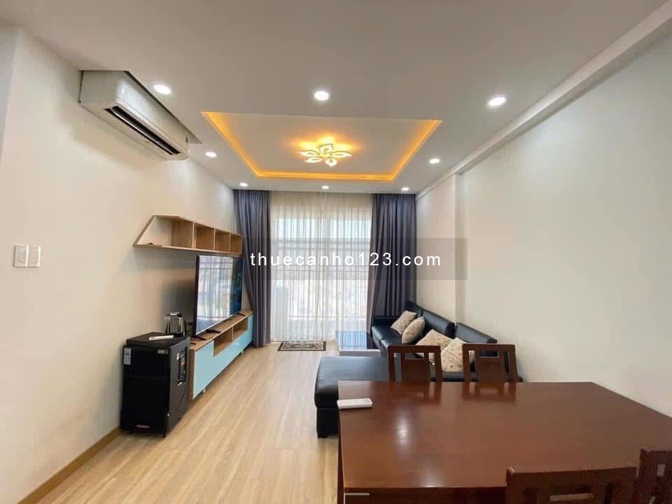 Cho thuê căn hộ giá tốt Sky Center Tân Bình, 75m2, 2pn2wc, Nội thất sẵn, giá tốt chỉ 15 triệu/tháng