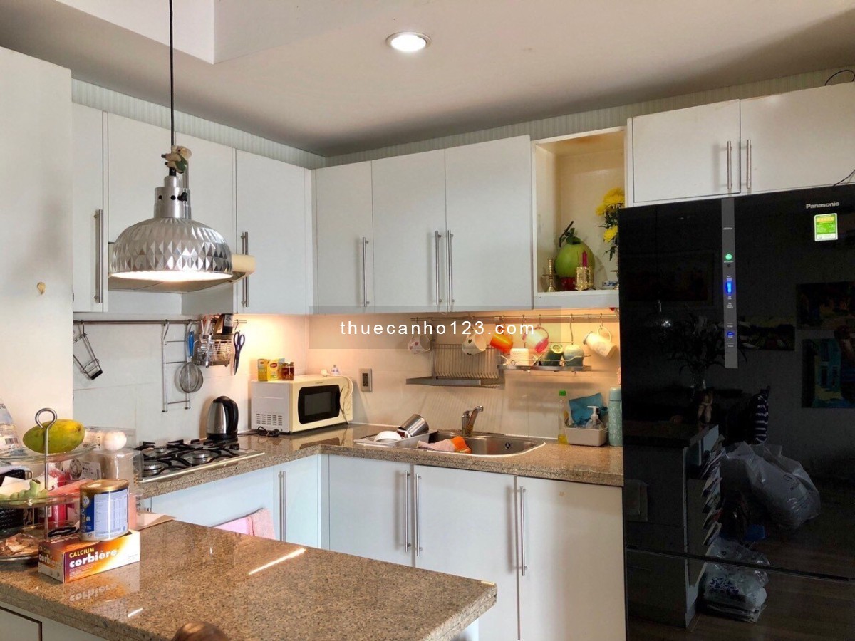 Căn hộ 3 phòng ngủ DT 113m2 - Botanic Tower Phú Nhuận tiện nghi đầy đủ chỉ 17 Triệu Tel 0906.887.586