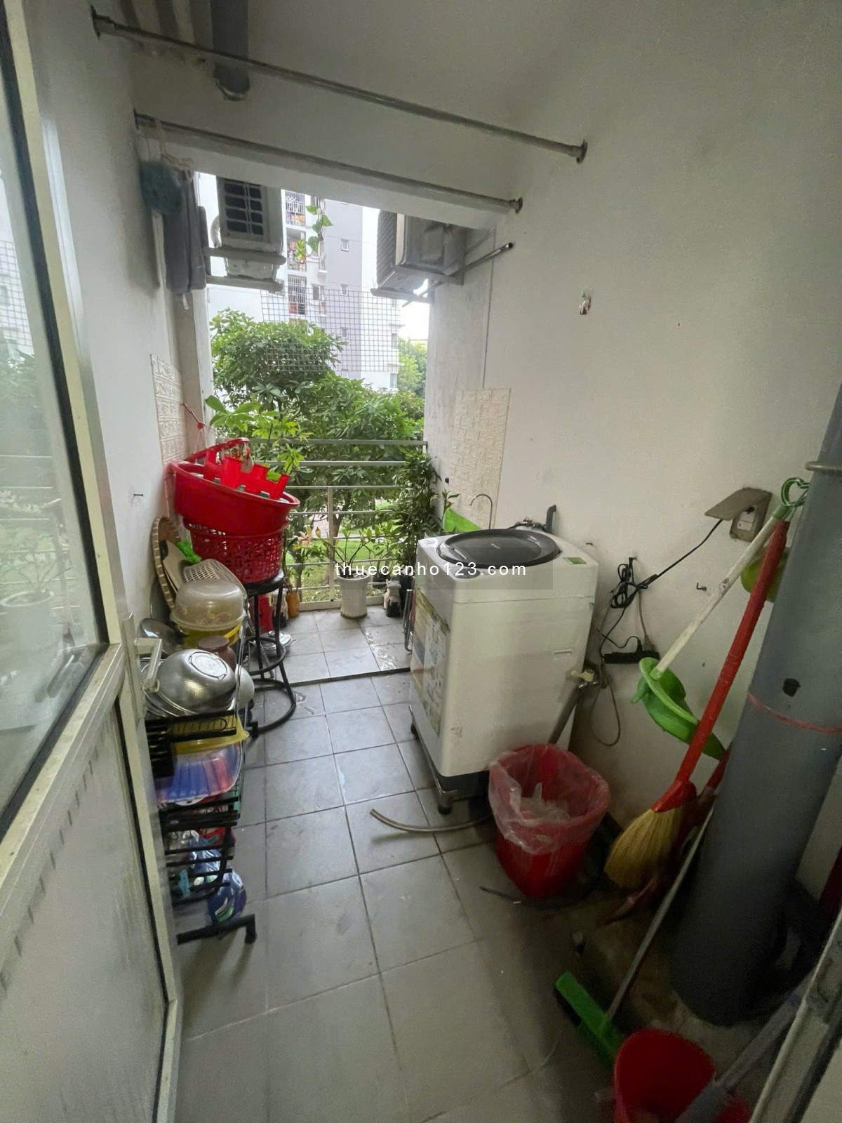 Chính chủ cho thuê căn 3 phòng ngủ 2 WC khu Ruby Celadon City full nội thất