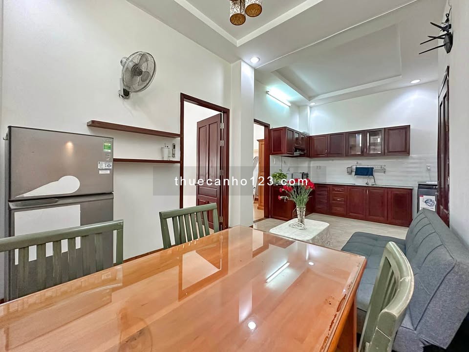 Căn hộ 2 phòng ngủ - Full nội thất - Ngay Chu Văn An