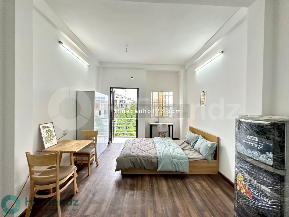 Căn hộ ban công - Gần ĐH Kinh Tế UEH - Full nội thất - Ban công City View