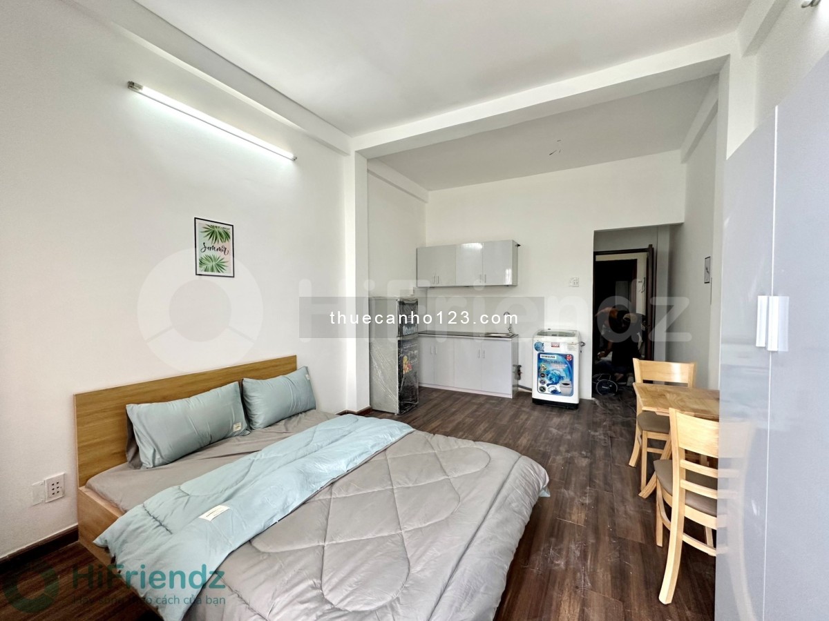 Căn hộ ban công - Gần ĐH Kinh Tế UEH - Full nội thất - Ban công City View