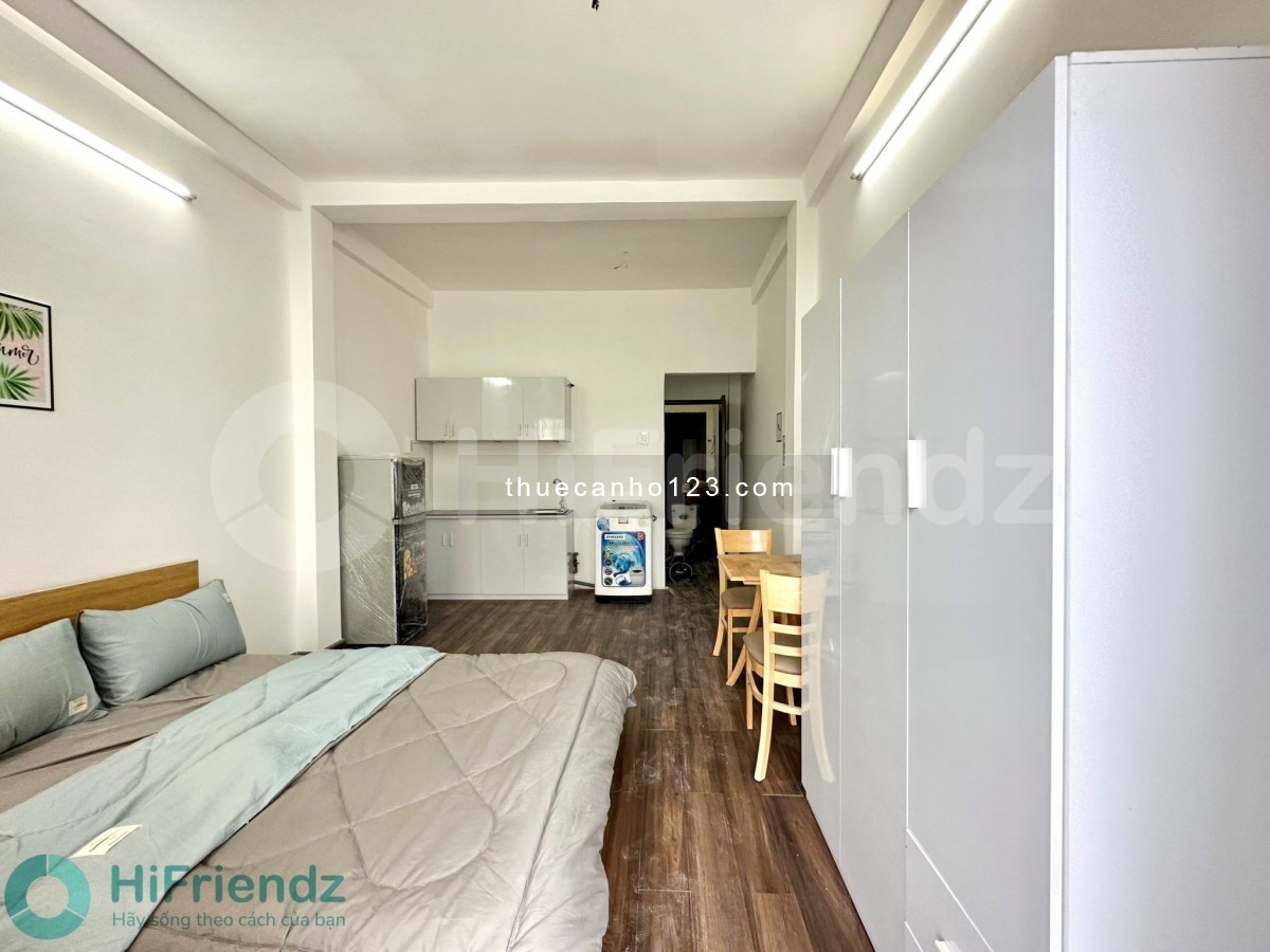 Căn hộ ban công - Gần ĐH Kinh Tế UEH - Full nội thất - Ban công City View