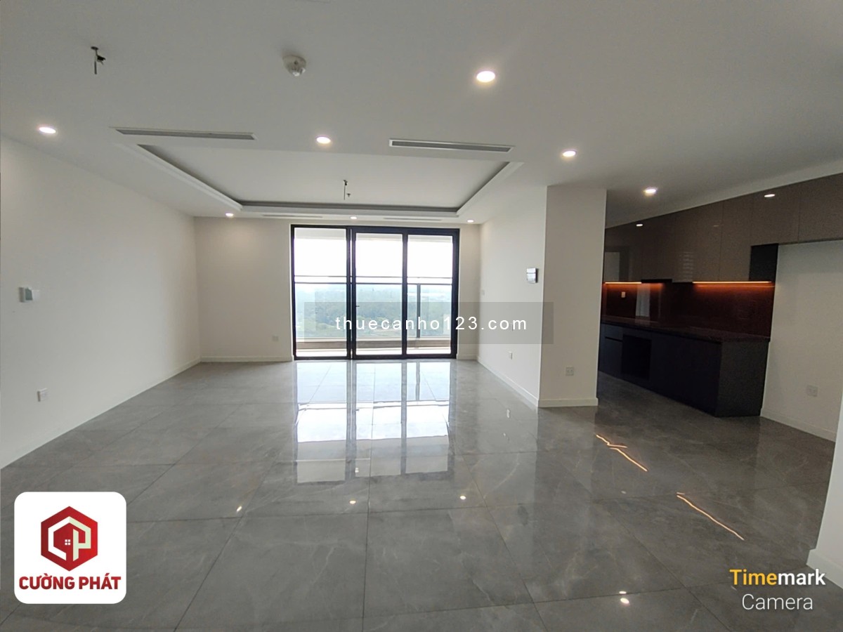 Sunshine Diamond River cho thuê 2 phòng ngủ, mới bàn giao, view đẹp, free phí quản lý.