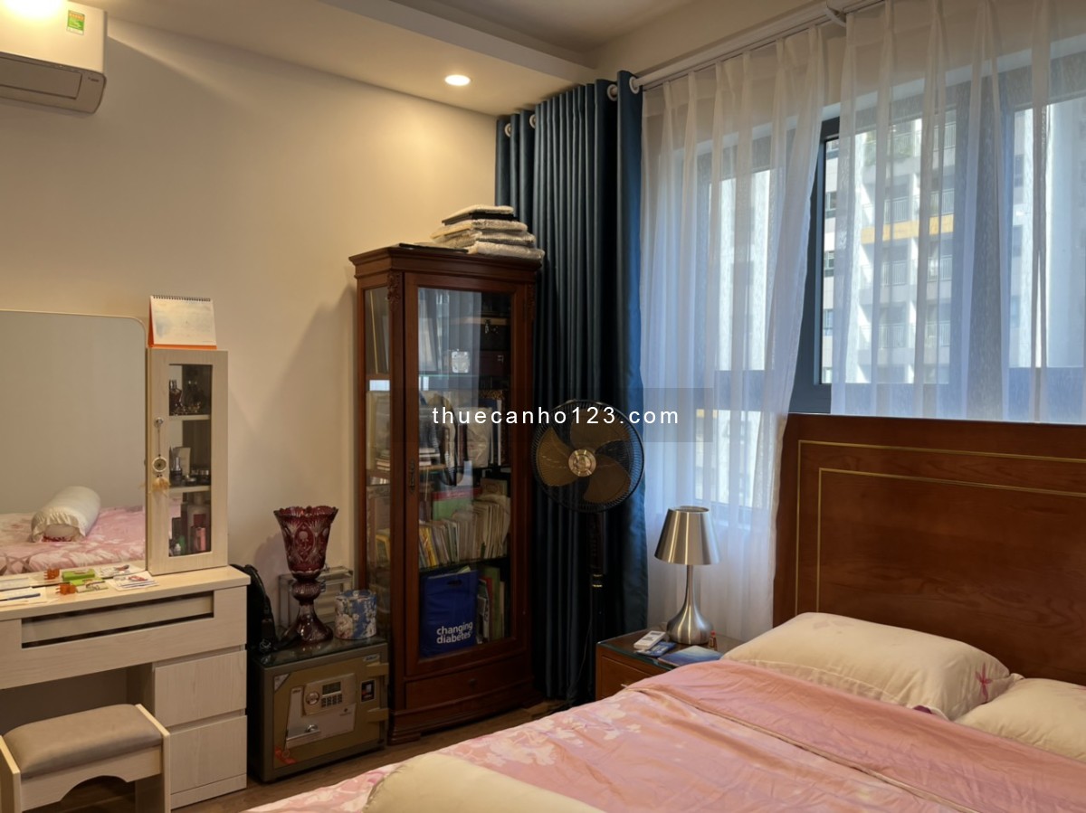 Siêu rẻ Q7 Riverside - Căn góc 2PN 2WC 73M2 full nội thất, giá 13 triệu. Liên hệ Điệp 0973 495 129