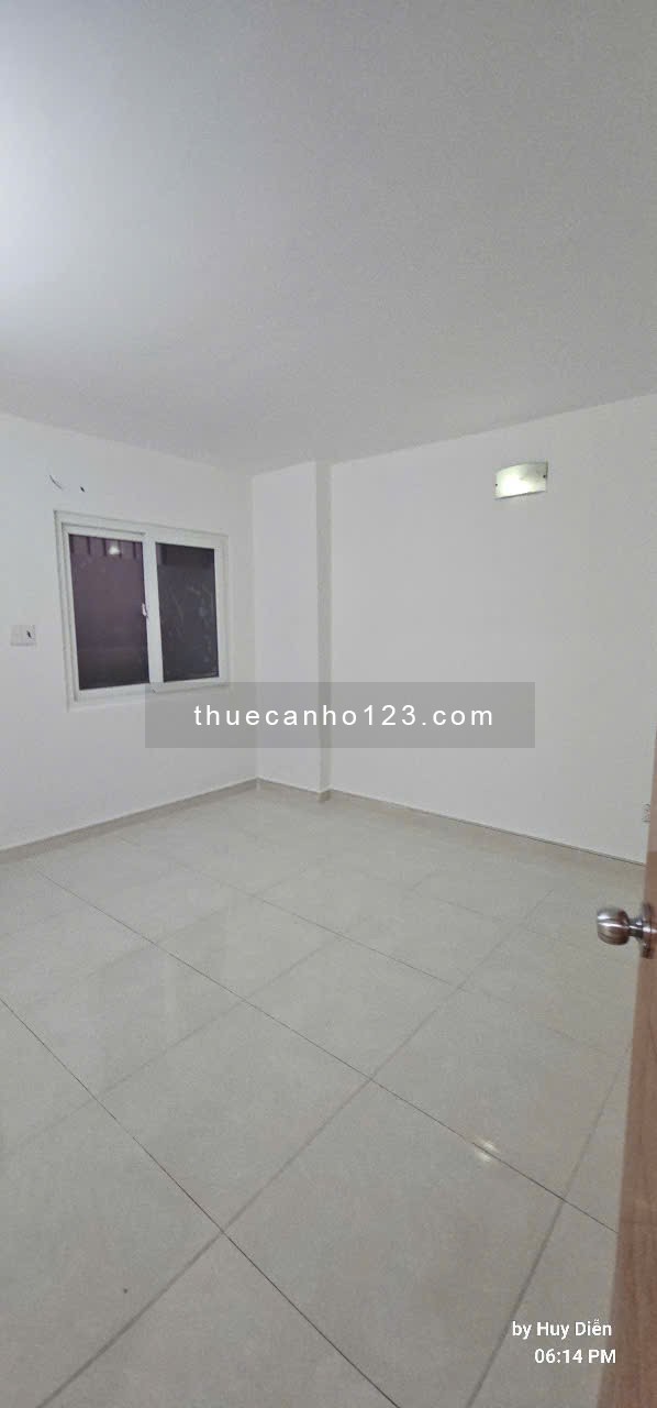 Căn góc 86.28 m2 Hiệp Thành Building Q12 - Giá : 7.3 tr/th