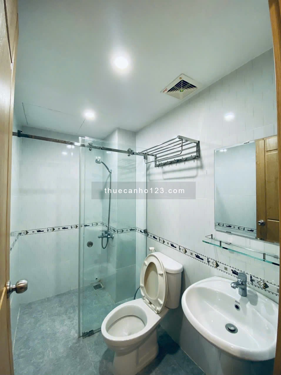 Cho thuê căn hộ An Đồn - Sơn Trà View thoáng có bếp 5tr/tháng