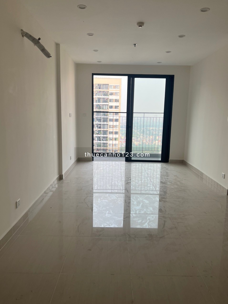 Giá rẻ! 2PN1VS 55m nguyên bản chỉ 7 triệu tháng tại Vinhomes Smart City