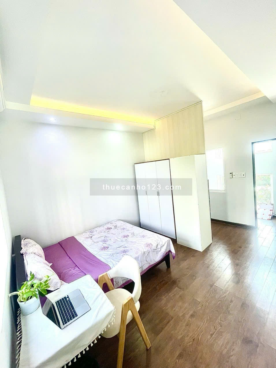 Khai trương studio siêu đẹp tách bếp hạt dẻ