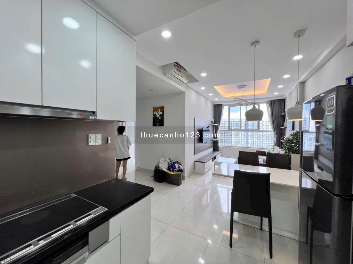 Cho thuê căn hộ Richstar Tân Phú, 65m2, 2pn2wc, Nội thất đầy đủ, dọn ở liền. LH: 0981170149 Văn