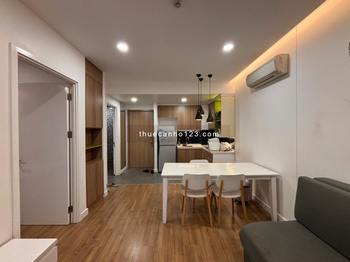 Cho thuê Republic Plaza 52M2 1PN - 1WC Full, chỉ 14TR/ tháng. LH: 0906.887.586 Quân