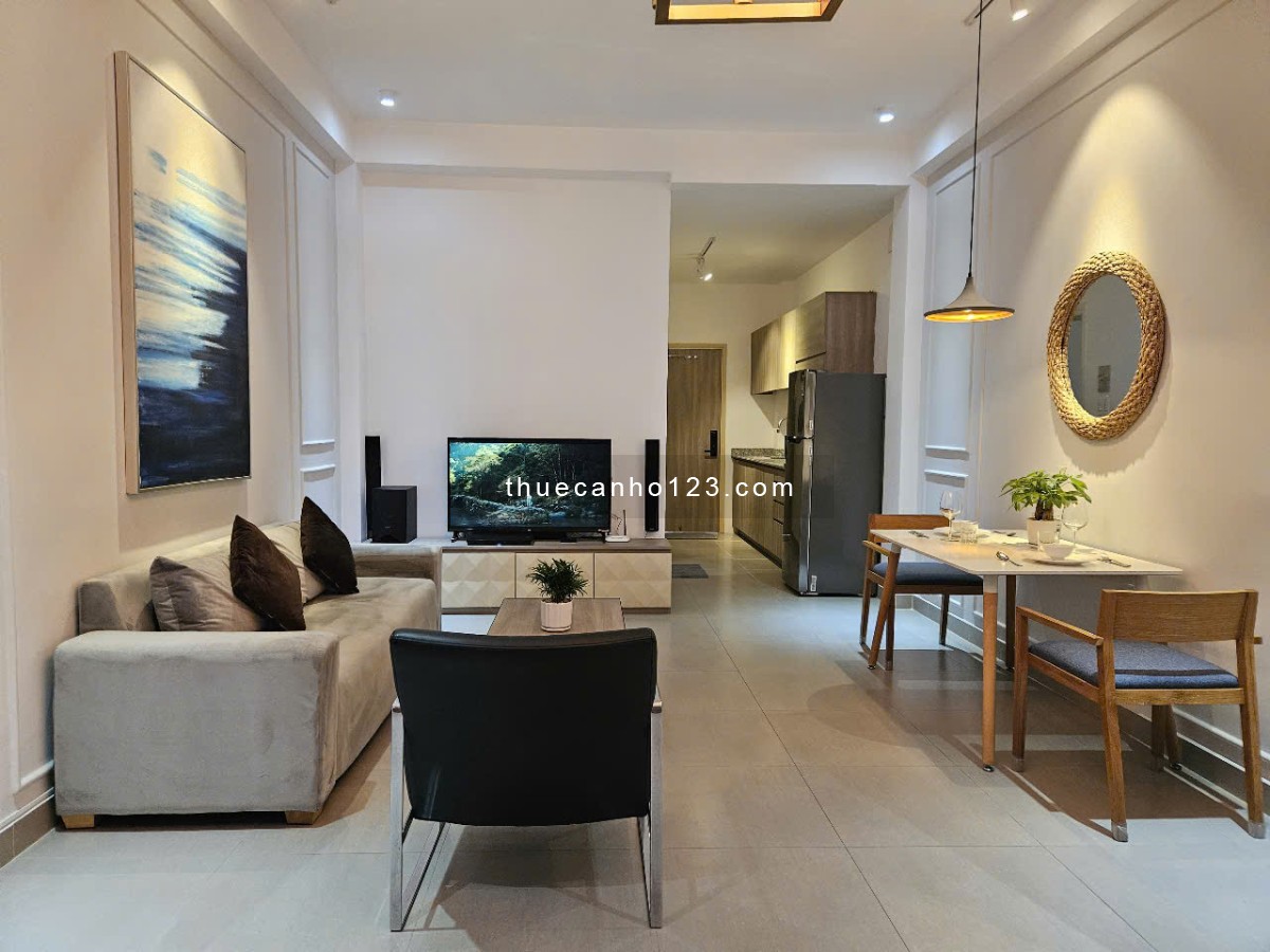 Hot Hot Căn Hộ Mới Hoàn Thiện - Nội Thất Sang Trọng - Ban Công Lớn - Có Thể Vào Ở Ngay