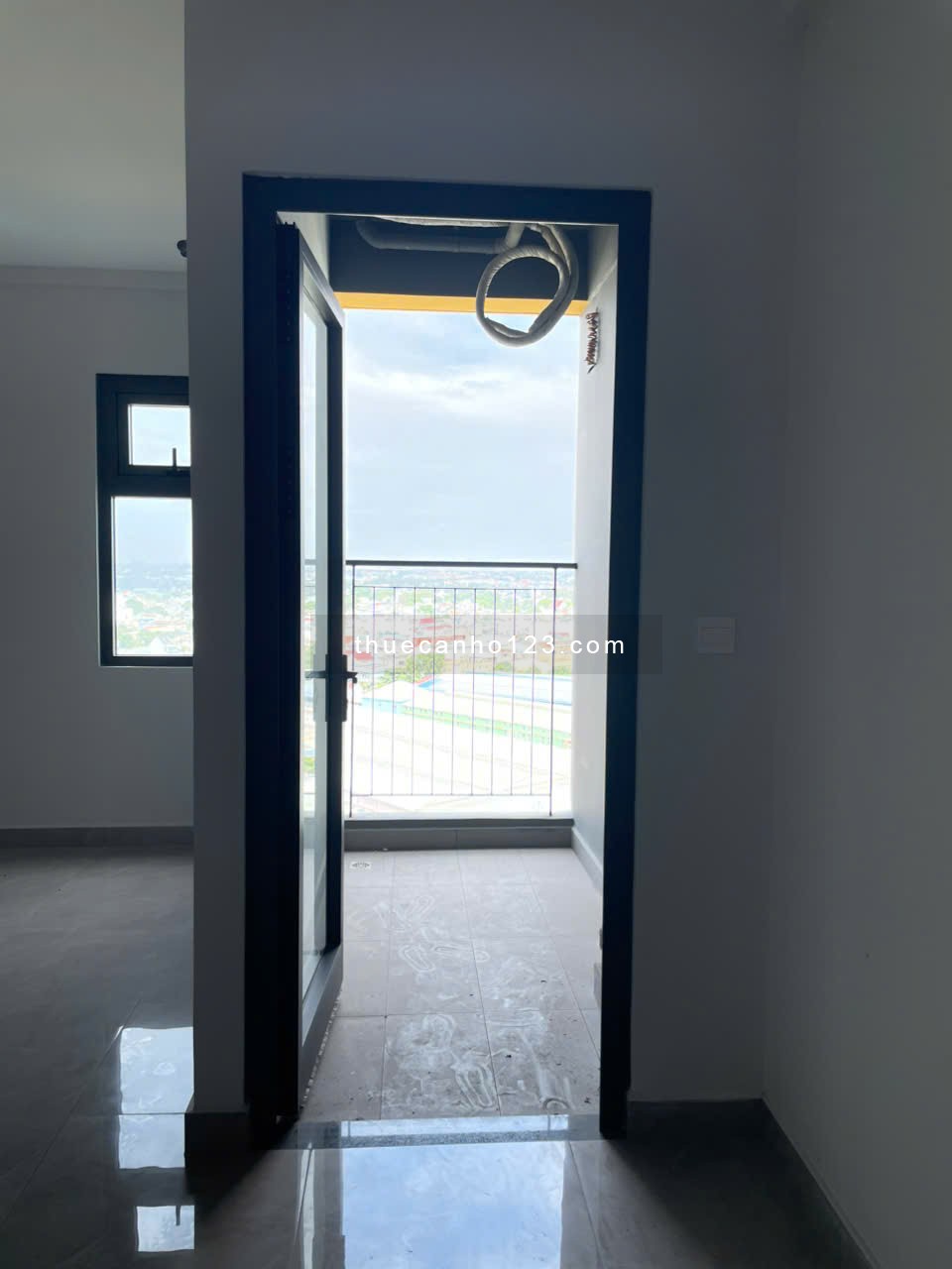 Cho thuê căn hộ Legacy Prime Thuận An 3.3T