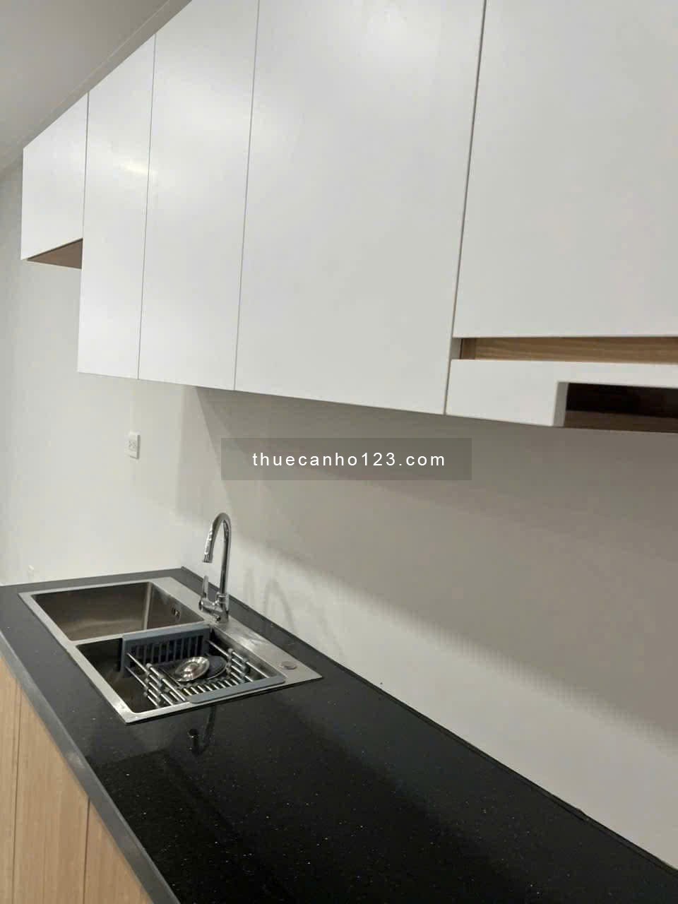 Cho thuê căn hộ Legacy Prime Thuận An 3.3T