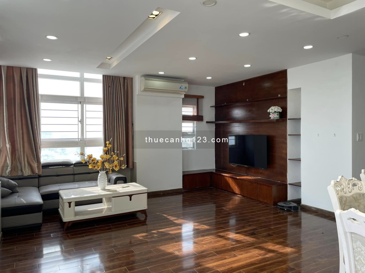 Chuyên cho thuê căn hộ Cộng Hòa Plaza 2 Phòng/3 Phòng /Gần Sân Bay. 11tr - 15tr TEL 0906.887.586