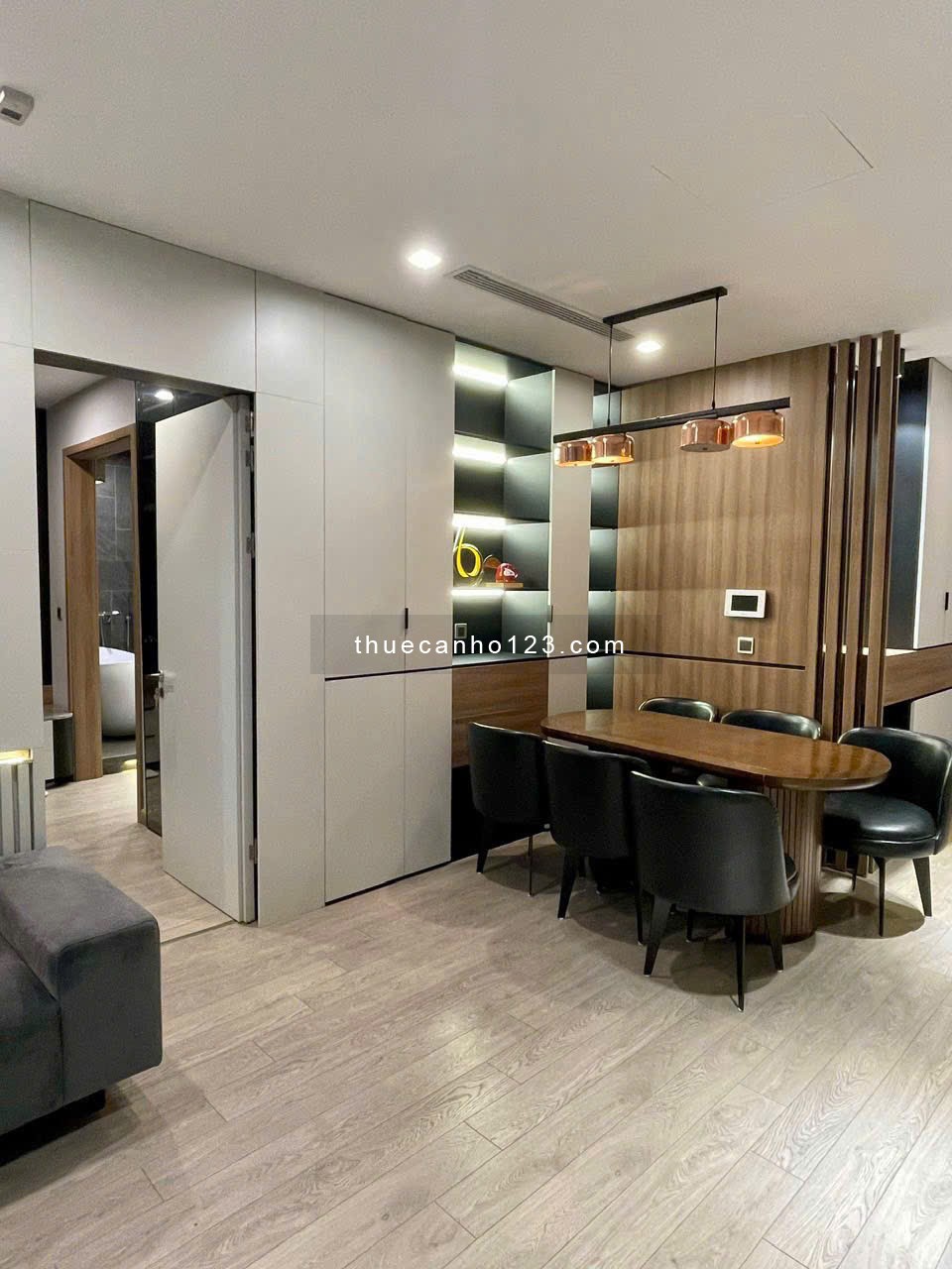Chính chủ cho thuê căn hộ Vinhomes GREENBAY Mễ Trì