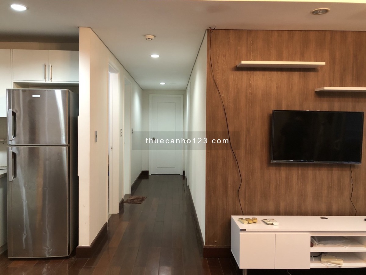 Căn hộ 3 phòng ngủ DT 115m2 tại BOTANIC TOWER tiện nghi đầy đủ chỉ 17 Triệu Tel 0906.887.586