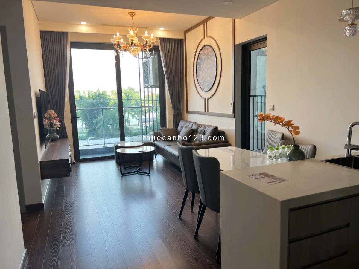 Chính chủ cho thuê căn hộ 3 phòng ngủ 80m2 nội thất cao cấp chỉ từ 12 tr/tháng Vinhomes Smart City