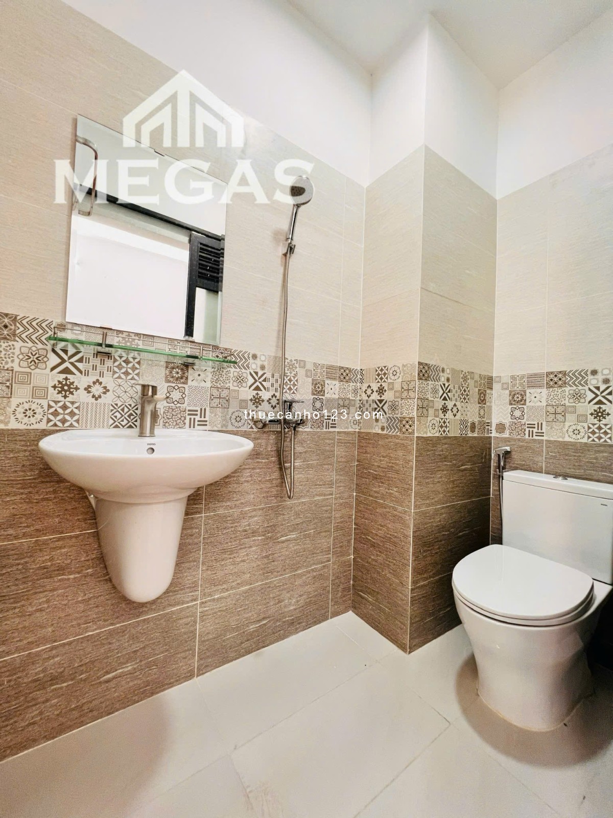 Căn Hộ Mới Xây 100%, Ban công thoáng, Ngay Ấp Bắc, Hoàng Hoa Thám, E.Town Cộng Hoà, Bình Giã