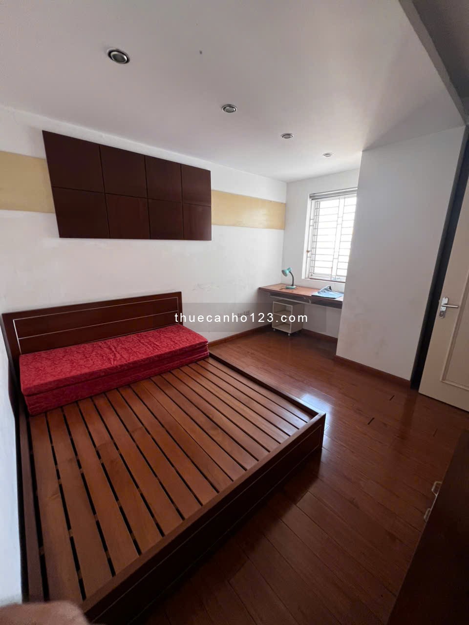 Chính chủ cho thuê căn hộ 3 ngủ đủ đồ 10tr (368 Quang Trung, Hà Đông)