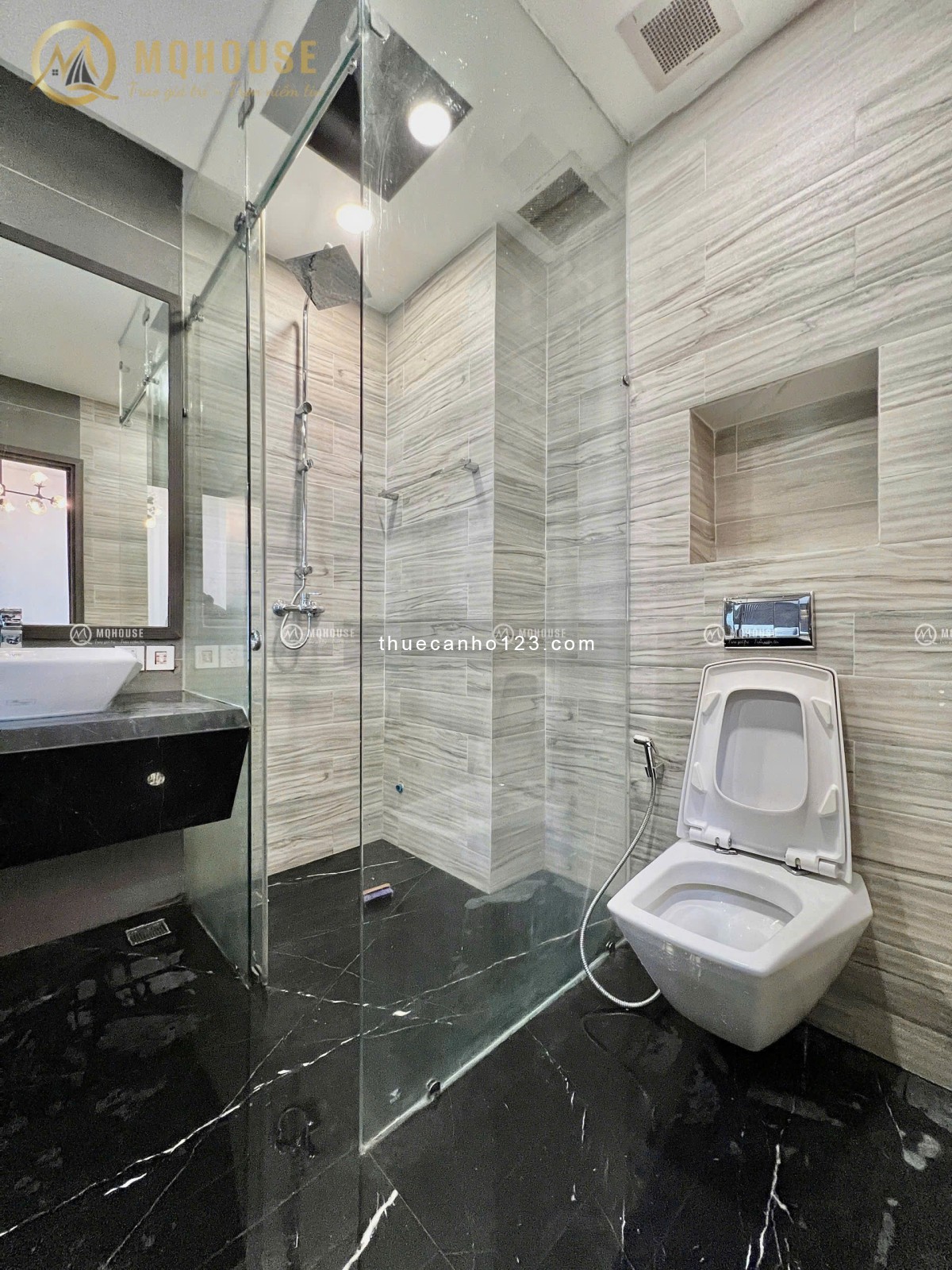 Căn hộ ban công tách bếp 40M2 cao cấp khu sân bay - Công viên Gia Định