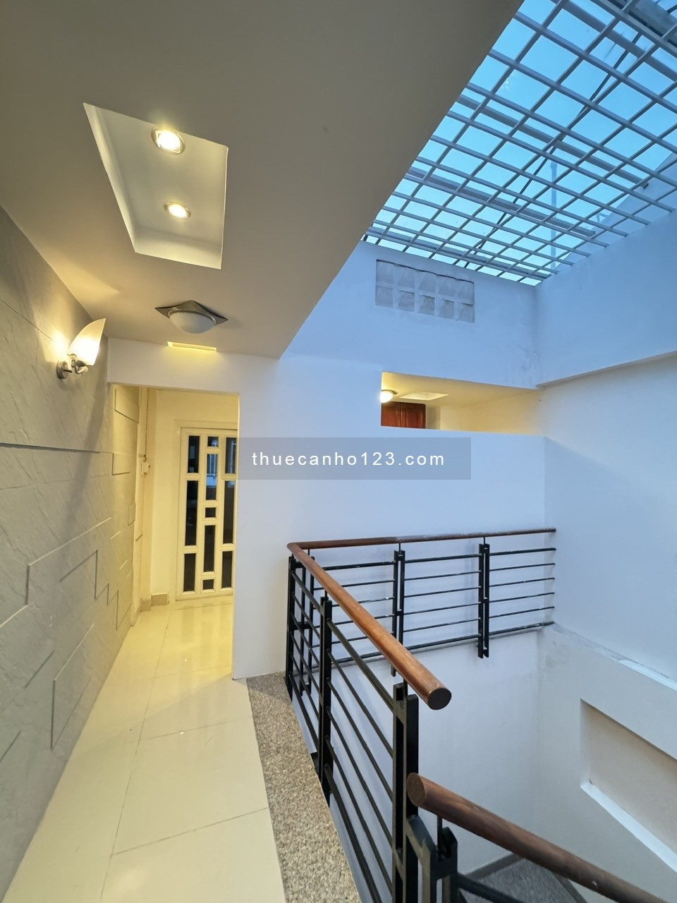 Trống phòng ban công full nội thất - An Phú Q.2