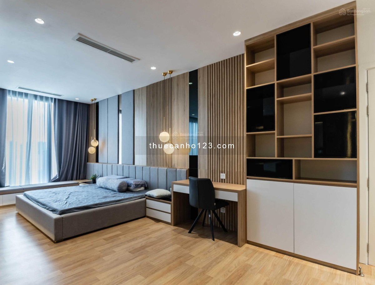 Cần cho thuê căn hộ chung cư Tản Đà Court, dt: 90m2, 2 phòng ngủ, NTCC, giá: 13 triệu/th