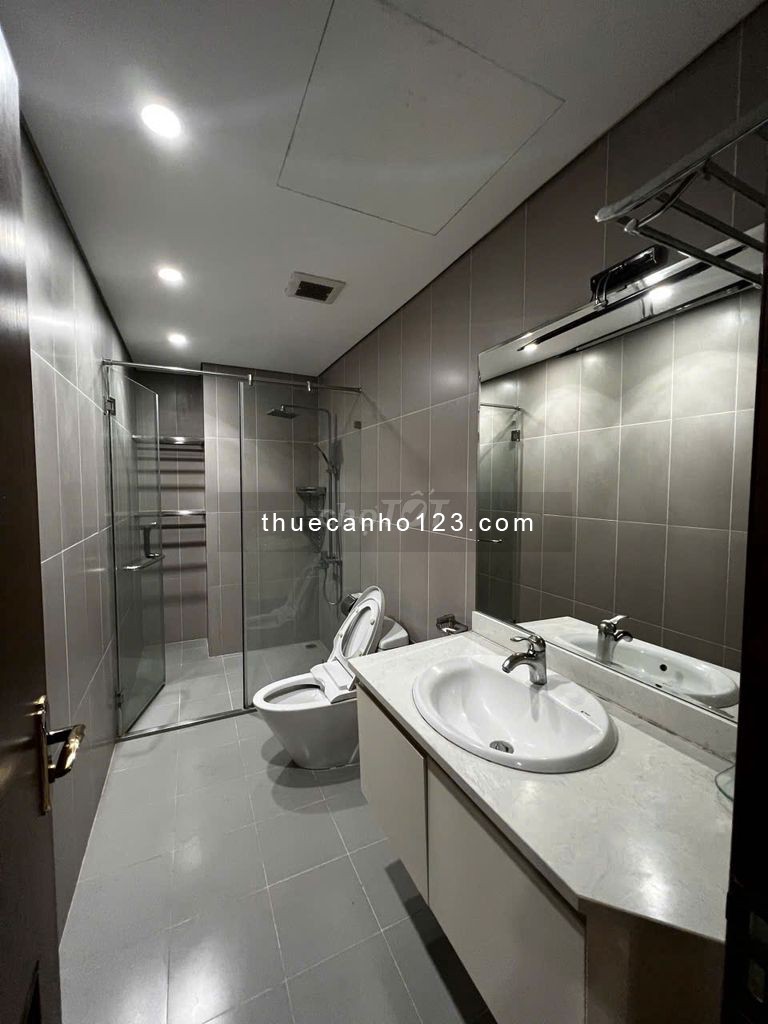 Cho thuê căn Golmark 3 ngủ 2 vệ sinh full đồ đẹp