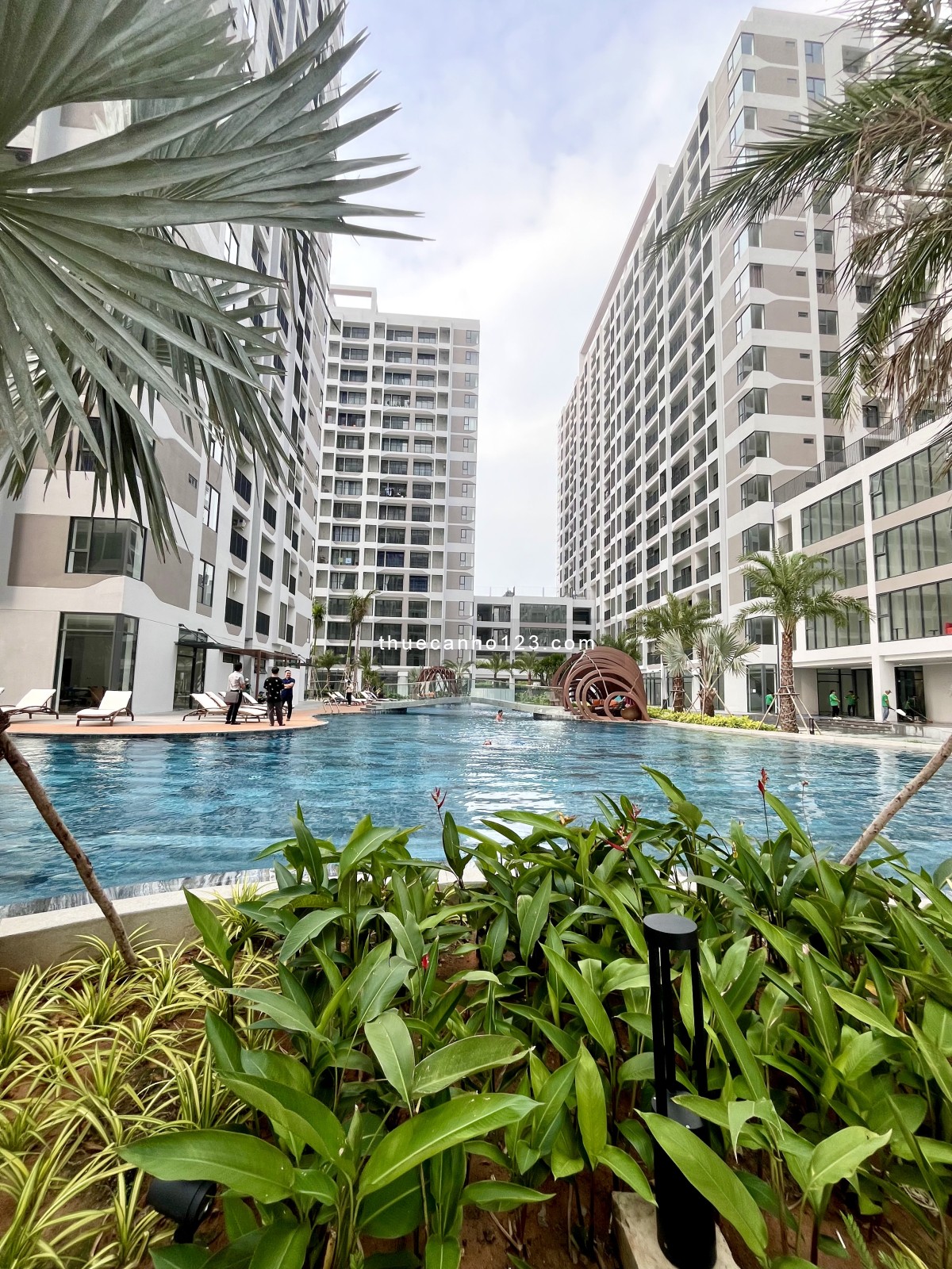 Căn hộ MỚI 100% tại Quận 9, cho thuê giá rẻ, chỉ từ 5,5 triệu/tháng, free phí quản lý (đa dạng căn)